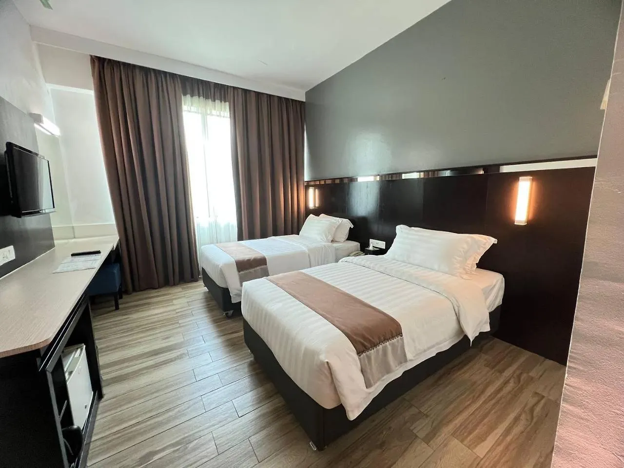 Dreamtel Kota Kinabalu Hotel