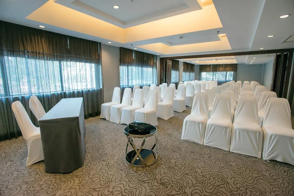 Dreamtel Kota Kinabalu Hotel